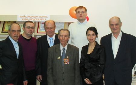 читательская конференция "Развитие национально-патриотического чувства у молодежи в романах Ивана Вутлана "На берегу чужом" и "Любовь издалека" читательская конференция "Развитие национально-патриотического чувства у молодежи в романах Ивана Вутлана "На берегу чужом" и "Любовь издалека"