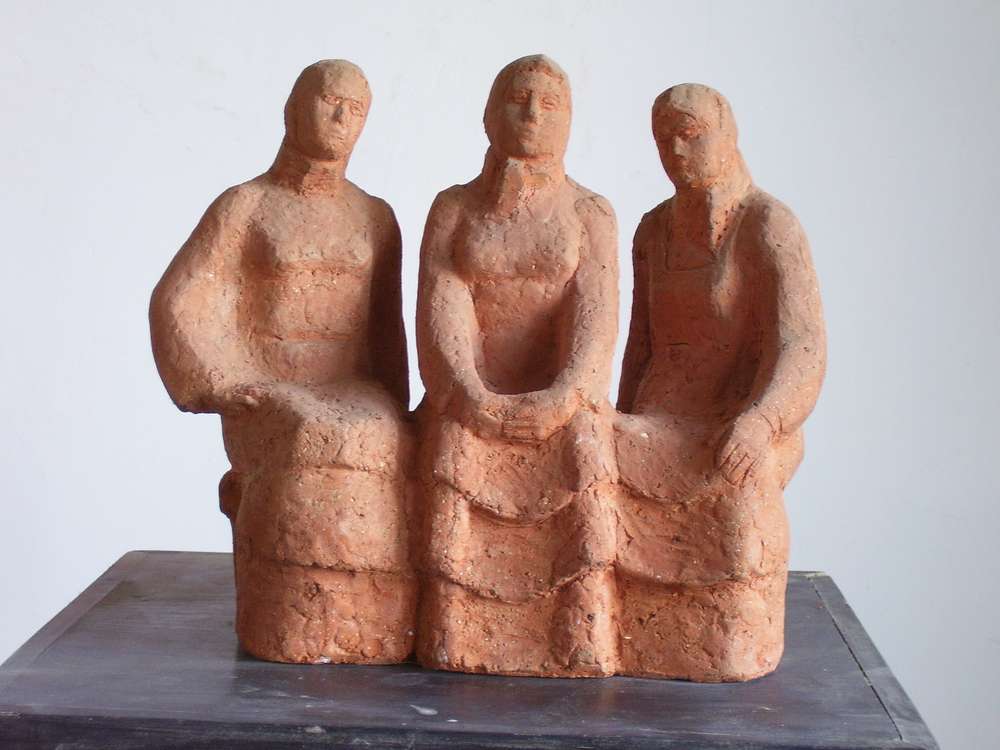 В. Кузьмин. Вдовушки. 2001. Шамот. 29 х 15 х 11