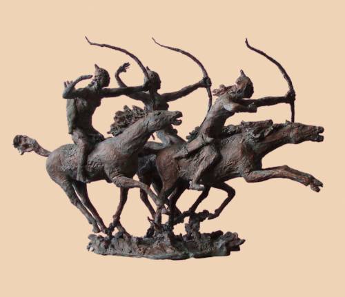Амазонки - победительницы. 2009. Бронза. 46 х 37 х 66