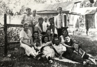 ������ ������� � ����������� �������� � ���� ������ � �. ������ �������� �������. 1945 �. 